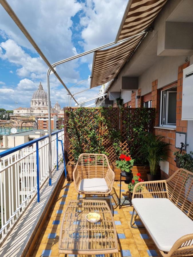 Le Terrazze Del Duca San Pietro Guesthouse Рим Екстер'єр фото